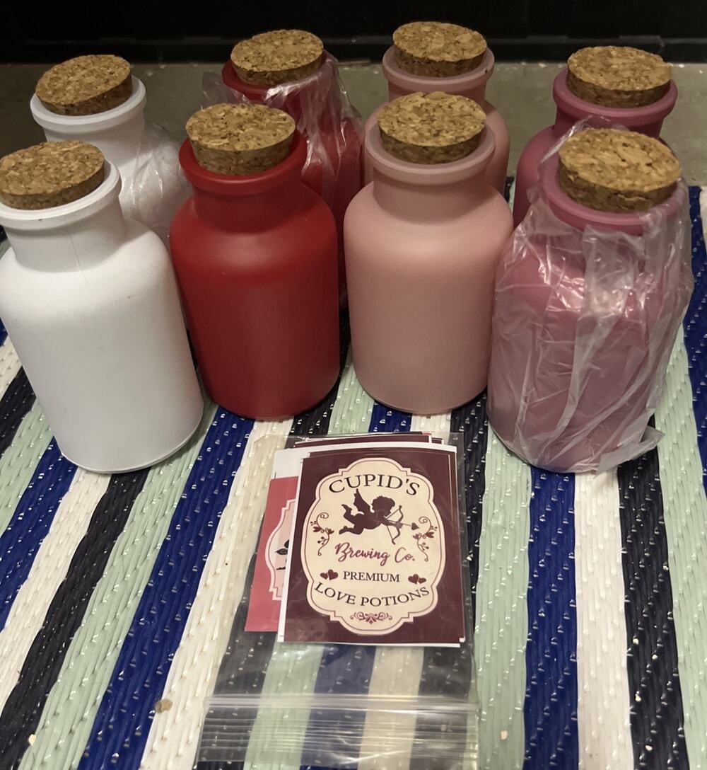 8 Pcs Cork Ceramic Bottles Including Labels To Decorate Pink Red White 4”New